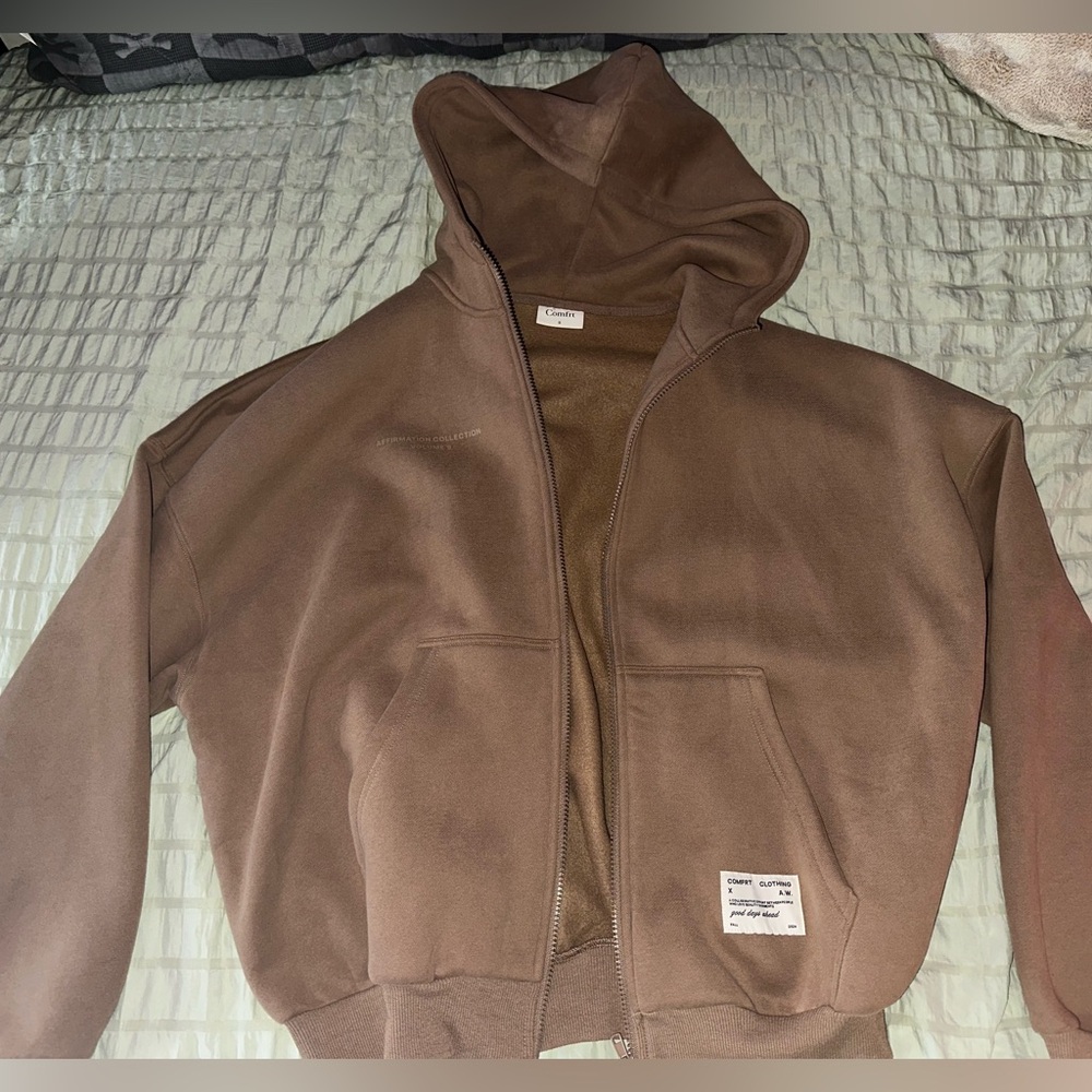 New, never worn Comfrt affirmation Zip-Up Hoodie